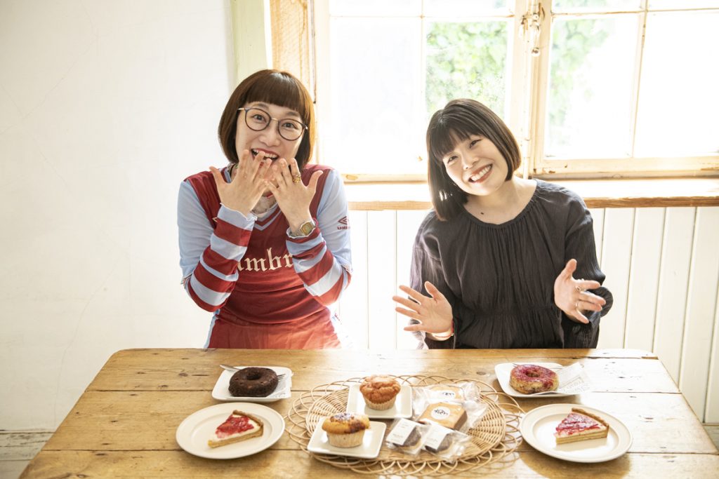 カーネーション・吉田結衣さんとスパイク・松浦志穂さん