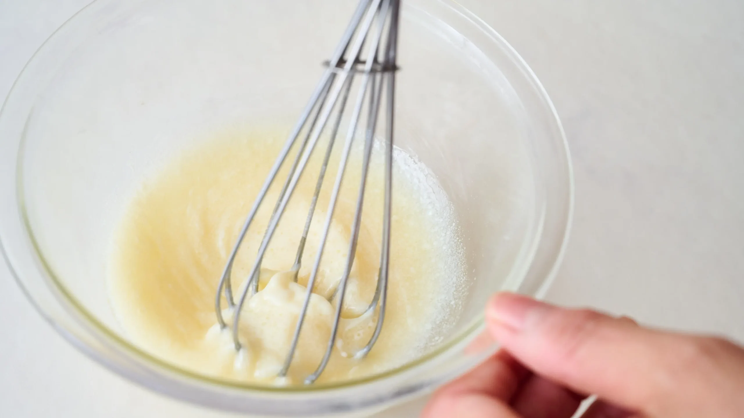 材料を混ぜる様子